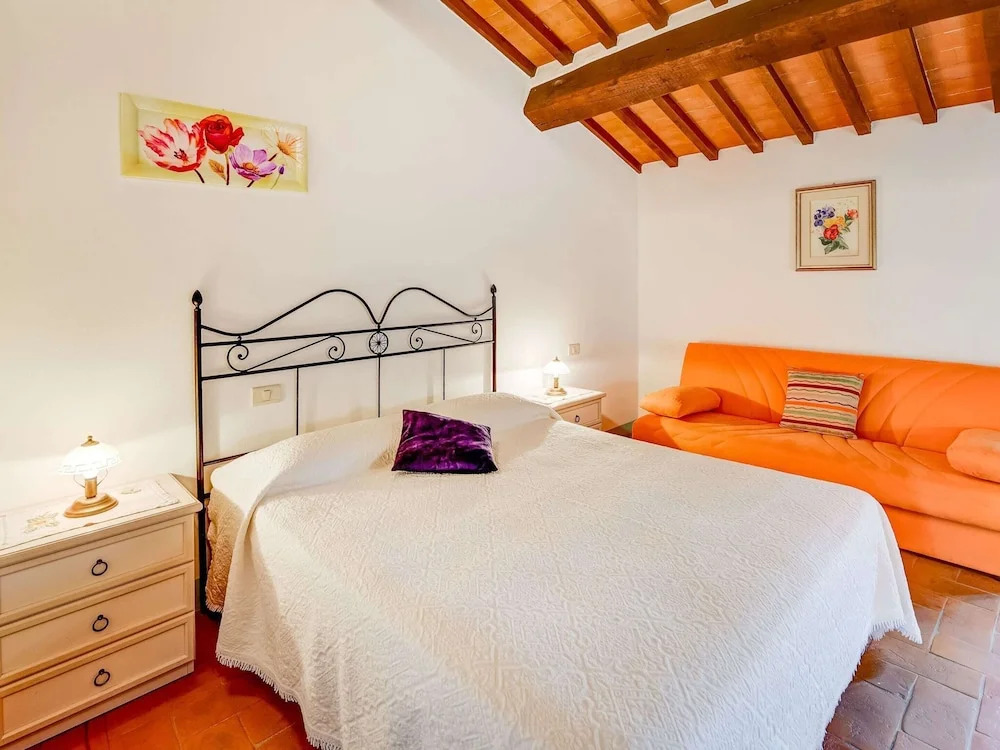 Holiday Home in Radicofani - Siena With Terrace