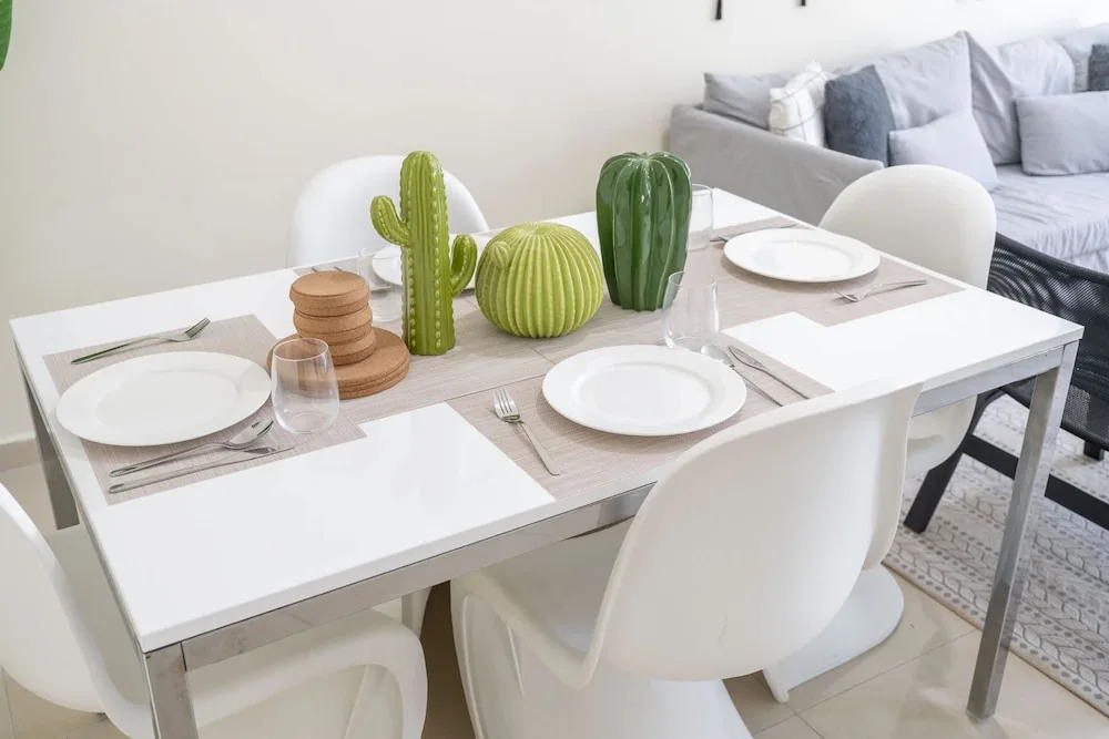 Lovely and Spacious 1BR in DEC Tower Near Marina Walk