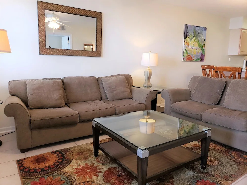 Jubilee Landing 103 - 2 Br Condo