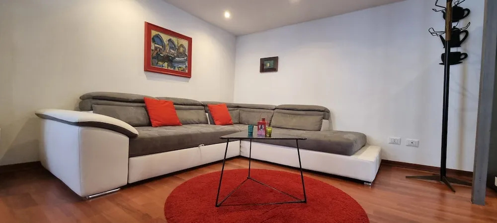 JOIVY Studio Near Porta Romana