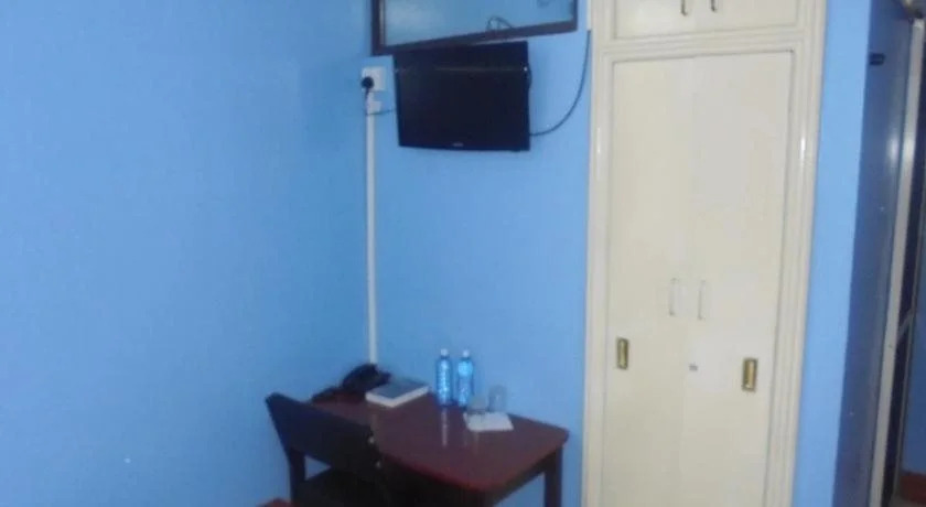 Ufungamano House