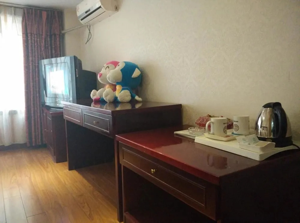 Witty Monkey Hotel