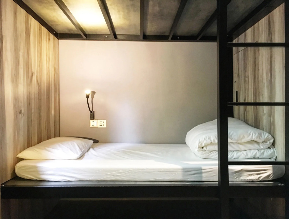 Lucky One Hostel