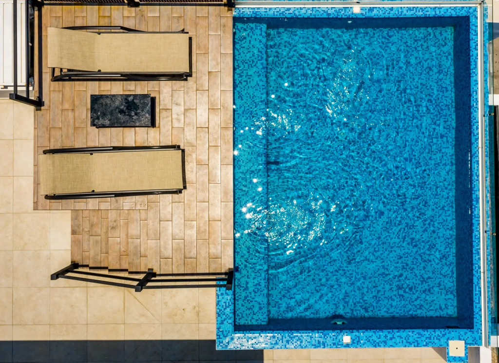Unique Modern Apartment | Playa del Carmen | Pool, Solarium & Terrace | Close To The Beach