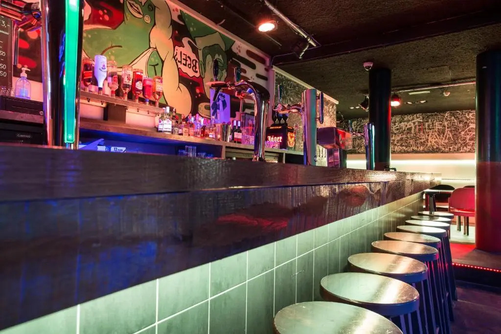 Hans Brinker Hostel Amsterdam