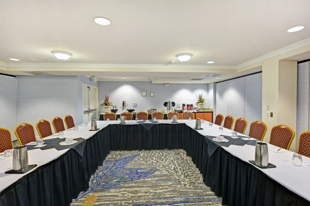 Embassy Suites Valencia