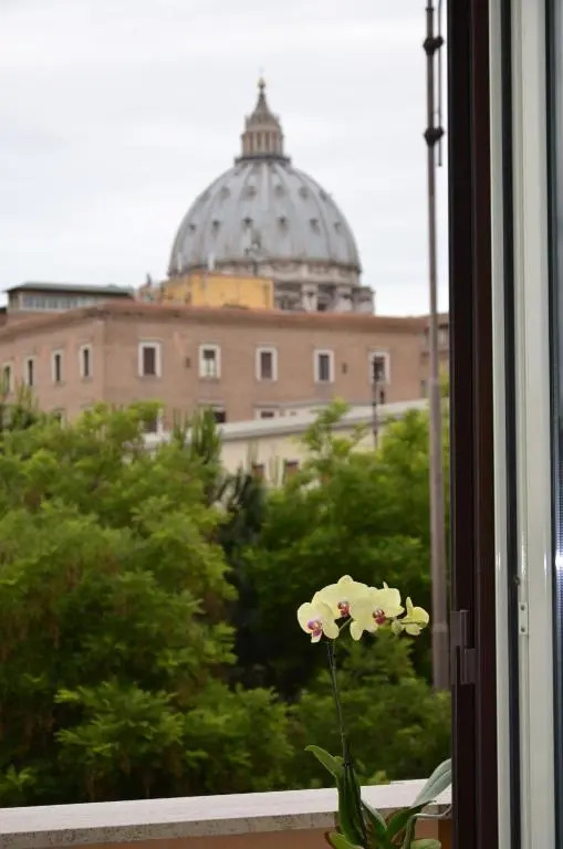 Un Caffè Sul Balcone 1