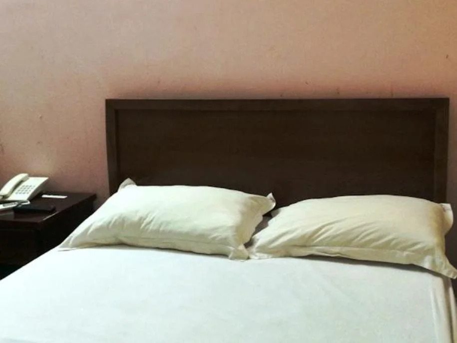 Hong Loan Hotel 2