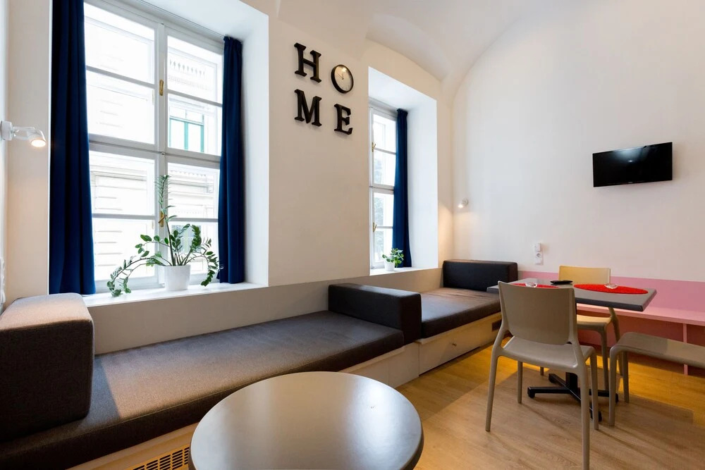 Dice Apartments