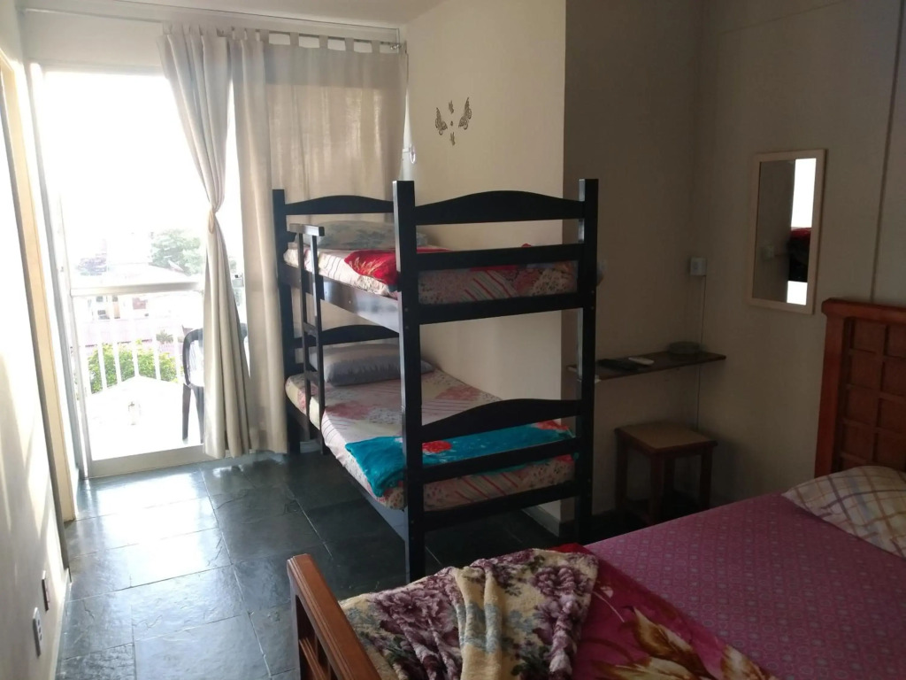 Suíte com Cozinha independente em Apartamento