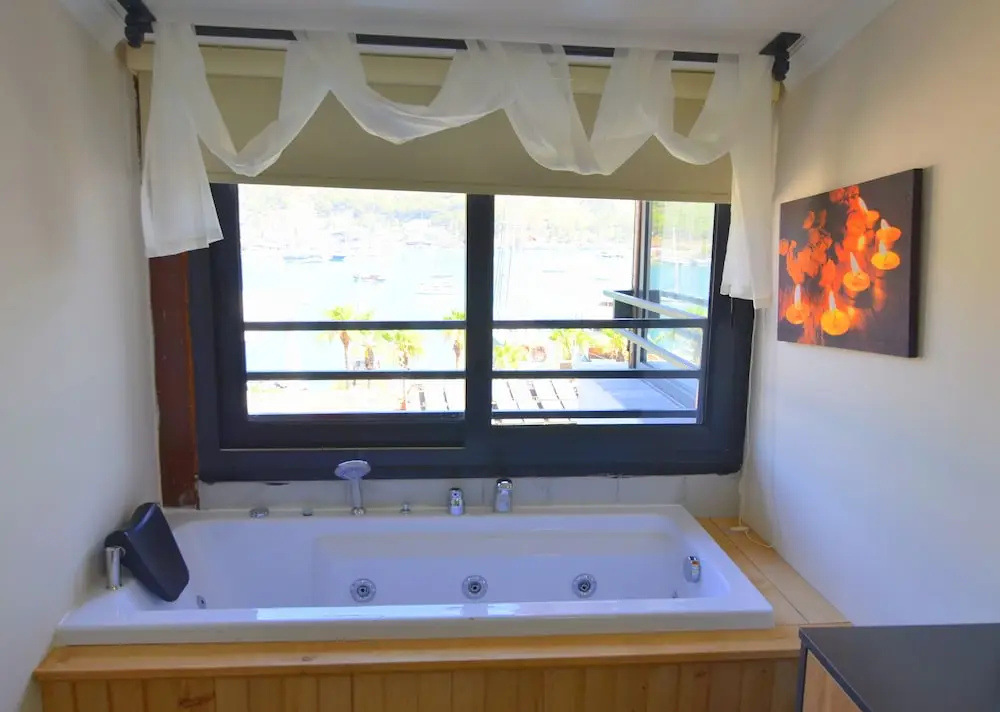 Mykonut Boutique Suites