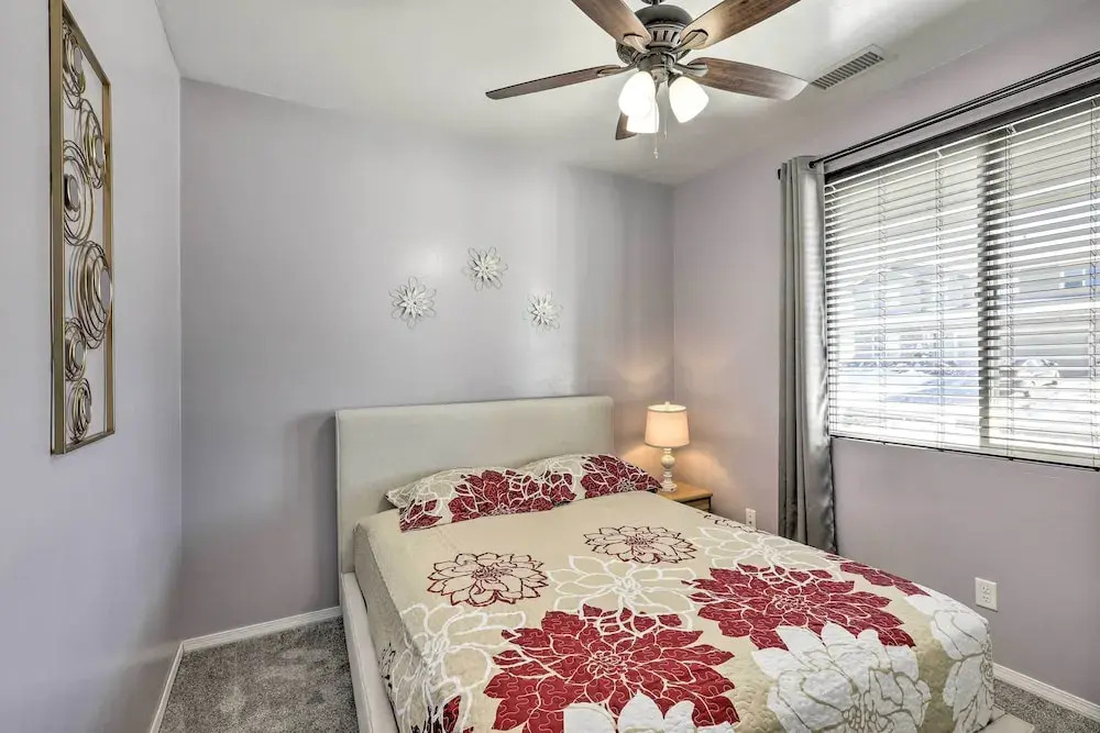 Ski, Hike & Explore: Bellemont Home w/ Fenced Yard