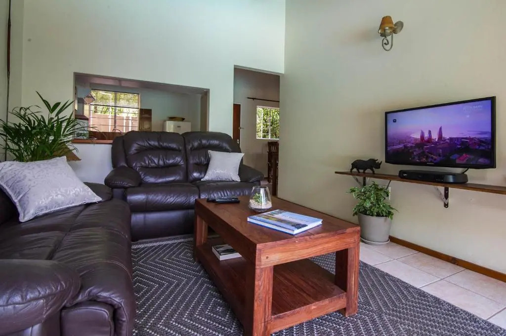 Tipuana Cottage