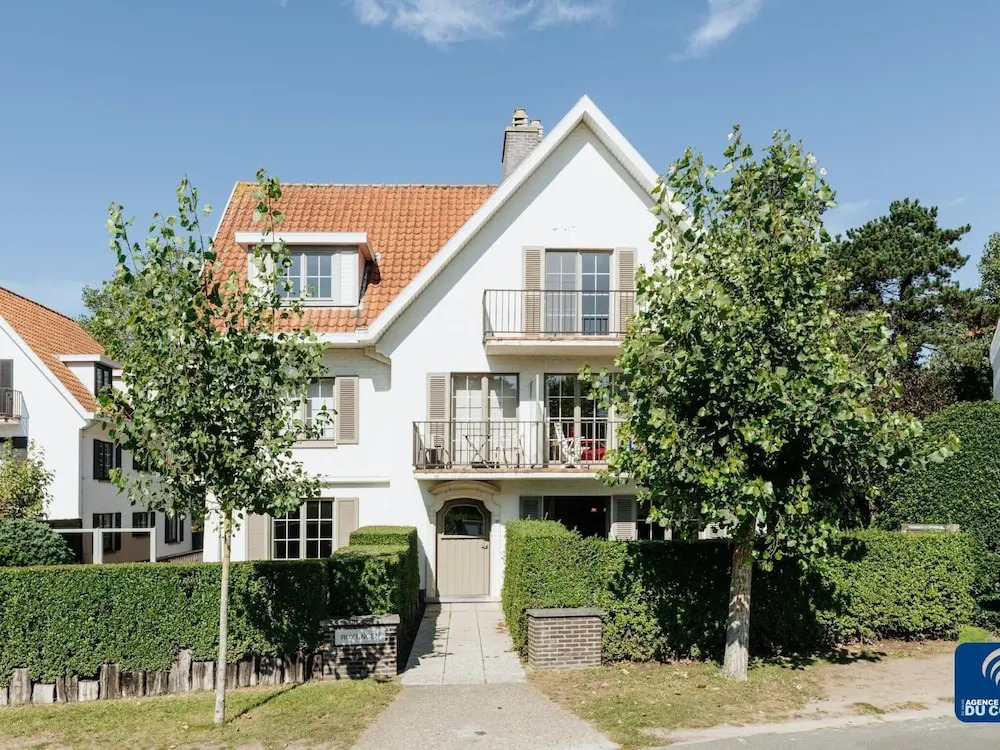 Pet-friendly Villa Retreat