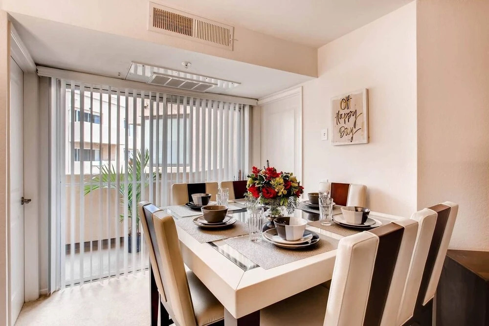 H4 - #1 Beautiful San Diego Location Dual Master 2BR/2Bath With Free Parking!