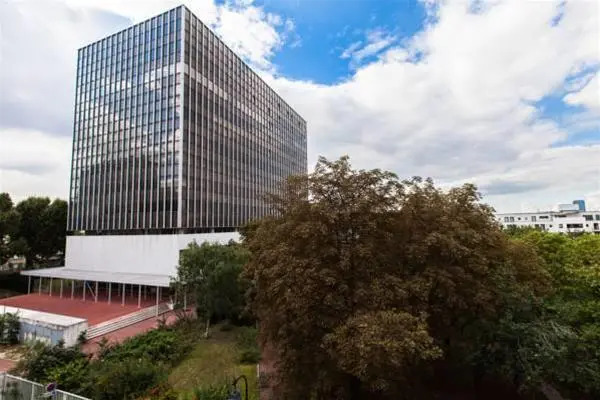 Banquier Halldis Apartment