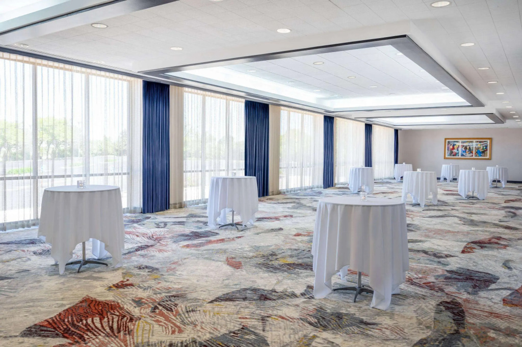 Wyndham Indianapolis Airport