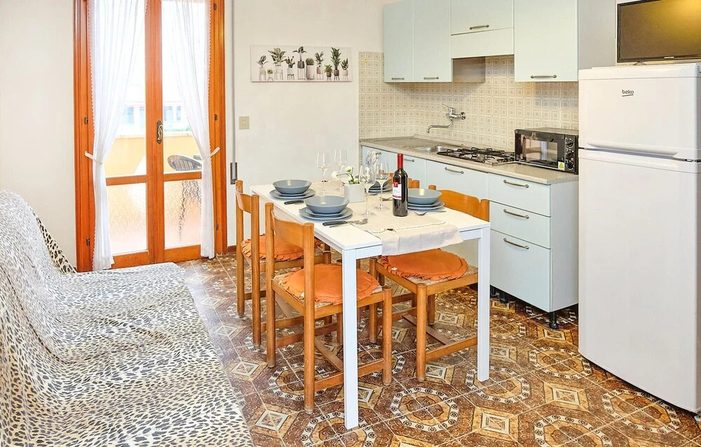 Nice Apartment in Rosolina Mare With 1 Bedrooms and Outdoor Swimming Pool