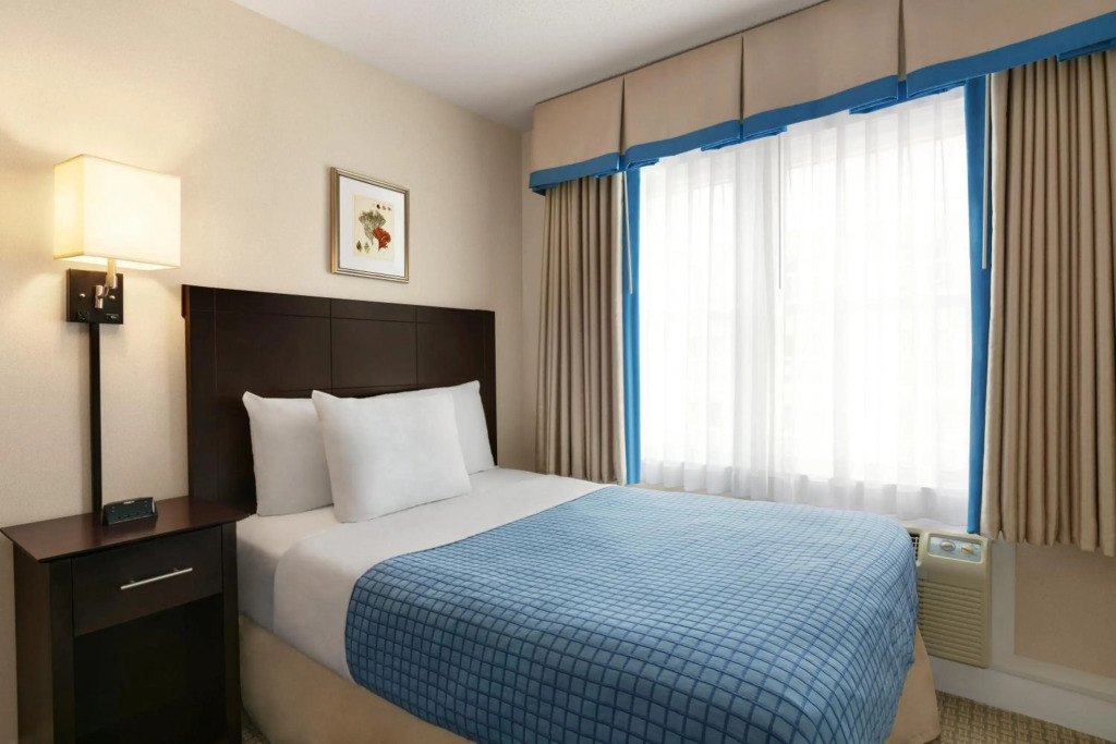 Harrison Hall Hotel