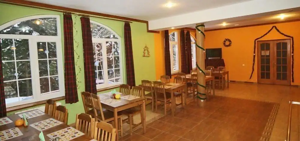 Hotel Dzvinka