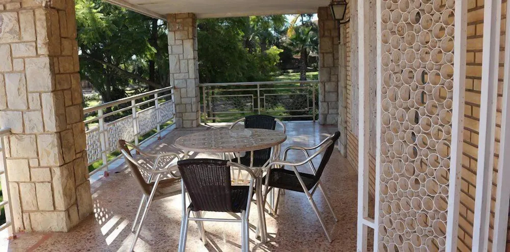 Villa Entrenaranjos