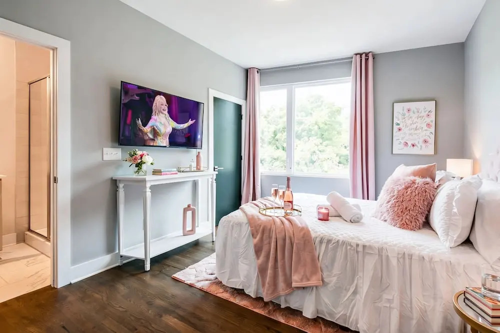 Going Fast Dollys Dream 12 Beds