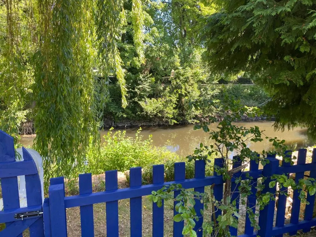 Riverbank House