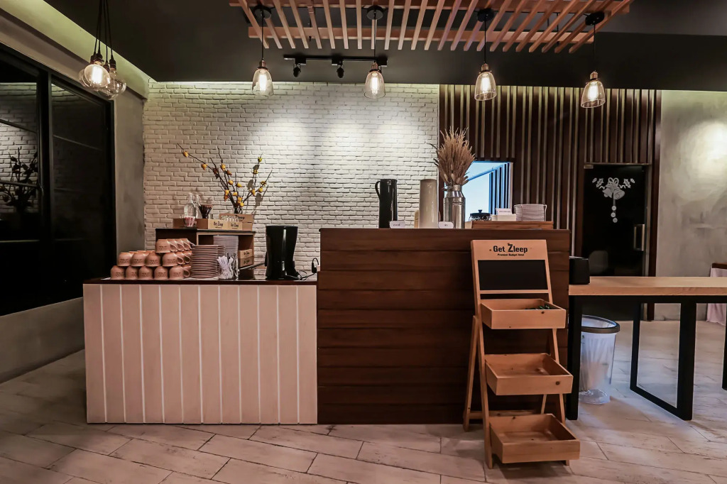 Get Zleep Premium Budget Hotel