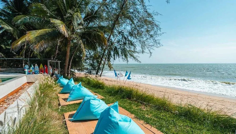 Resto Sea Resort - Baan Krut