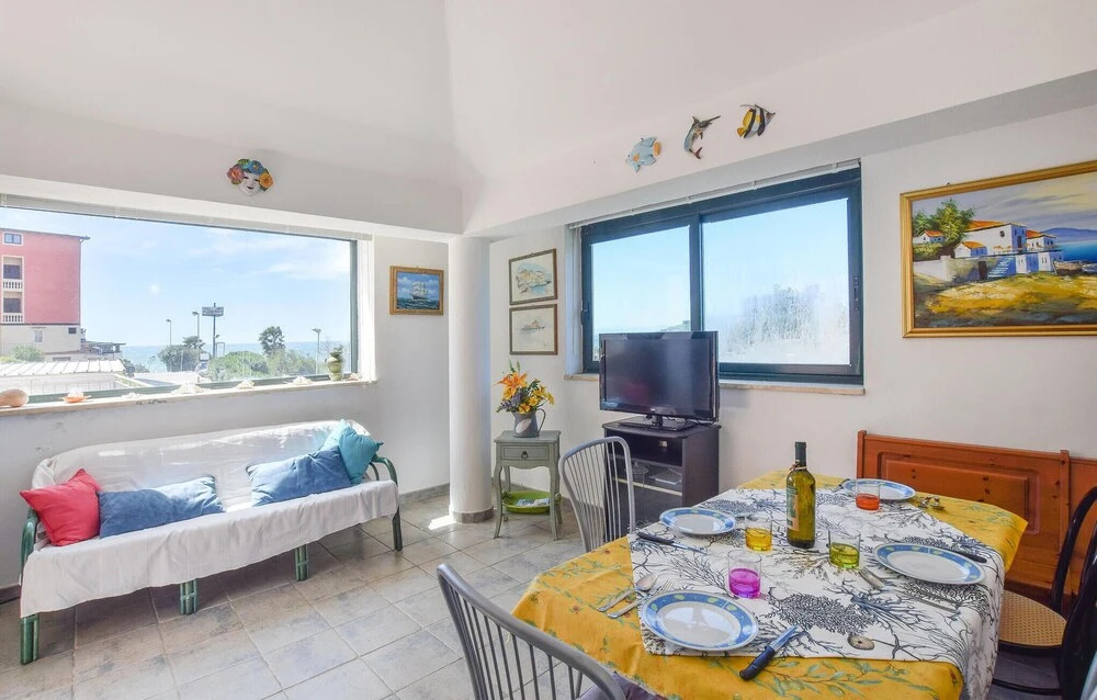 Nice Apartment in LE Castella With Wifi and 2 Bedrooms