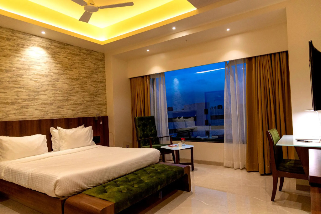 Hotel Pratham