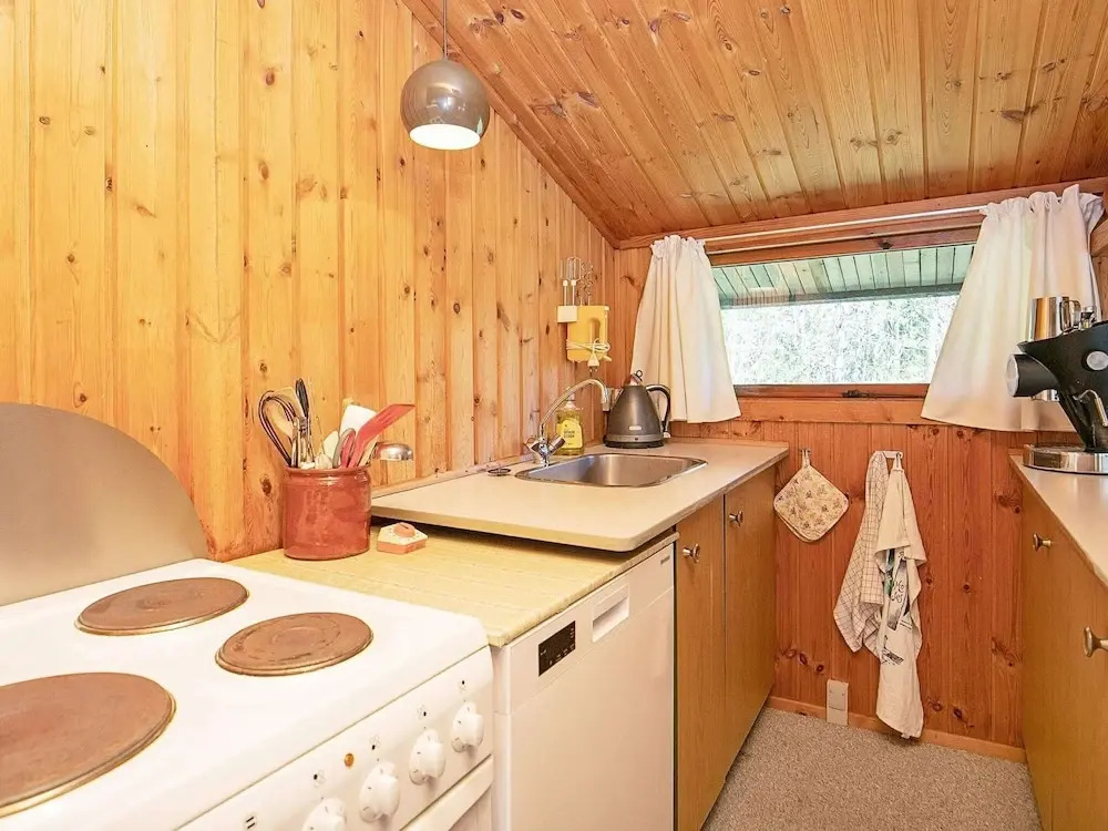 Vintage Holiday Home in Jutland near Child Friendly Beach
