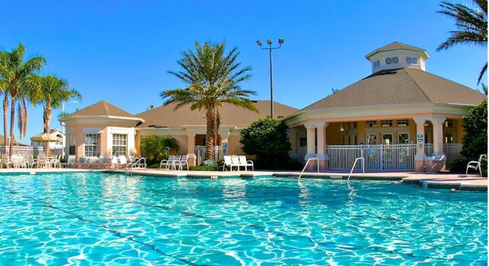 Wendy's Windsor Palms 4 Bedroom Home