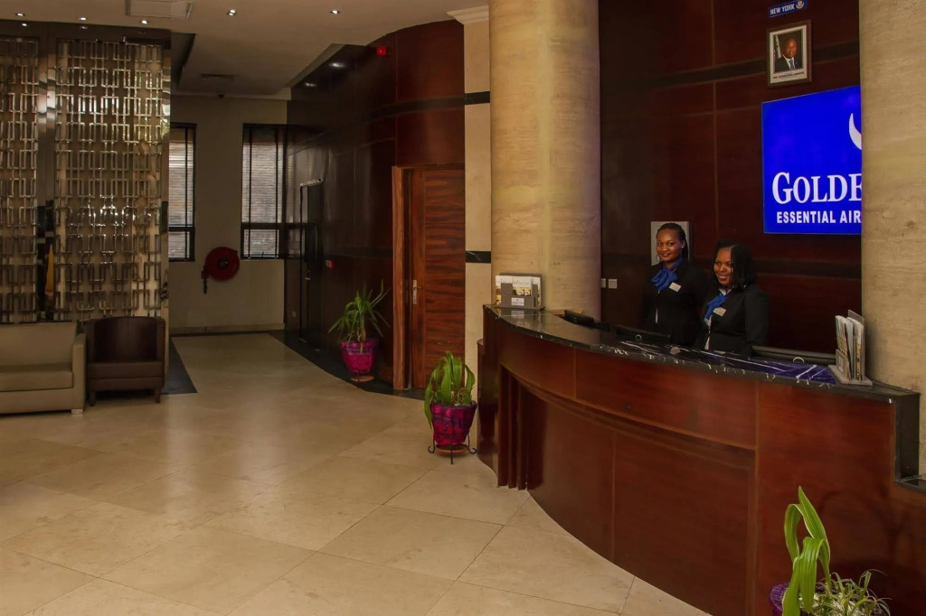 Airport Golden Tulip Hotel