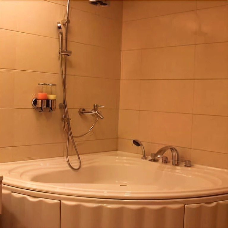 Ming Ren Grand Hotel