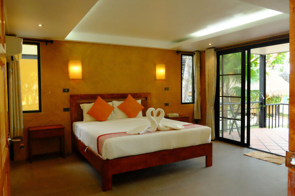 Thapwarin Resort - Green Hotel