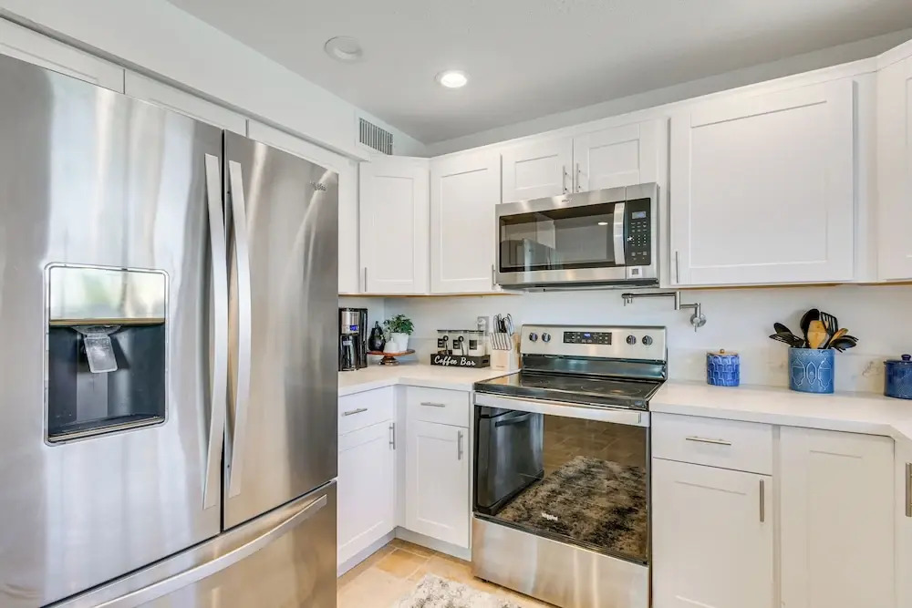 ~ 5 Mi to Lake Havasu: Family Home w/ Fenced Yard!