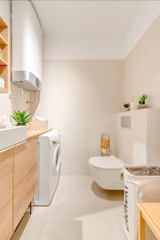 Beach & Palms Apartment