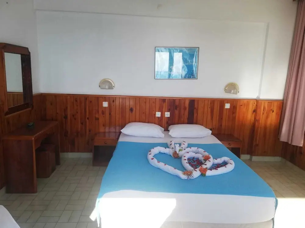 Renka Holiday Houses and Caravan