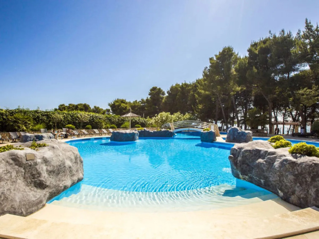 Matilde Beach Resort 28223
