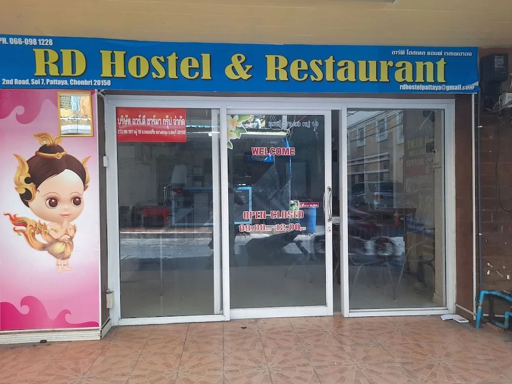 RD Hostel & Restaurant