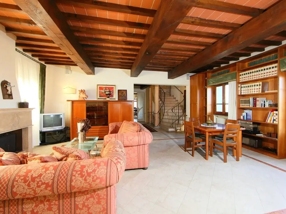 Villa Elena Galleno in Galleno