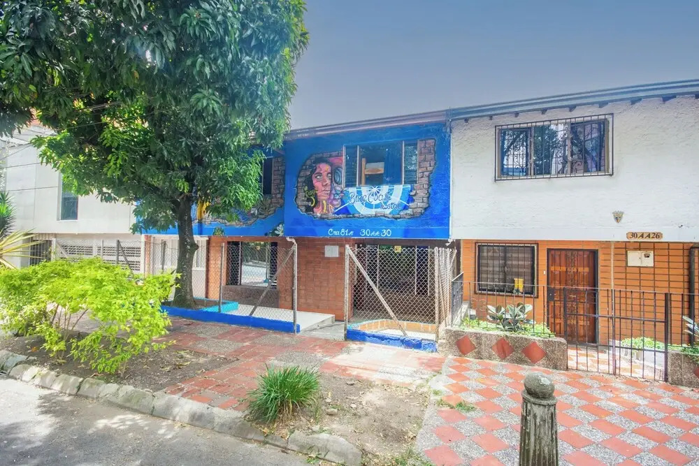 Blue Coast Hostal
