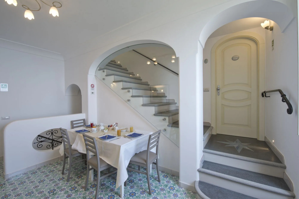 Albadamare Boutique Hotel