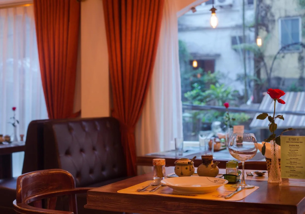 Singita Classy - A Cozy Rustic Hideaway in Hanoi Old Quarter