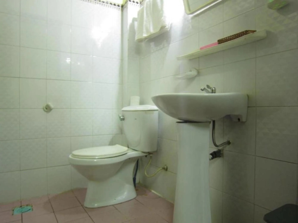 Hoa Thinh Hotel
