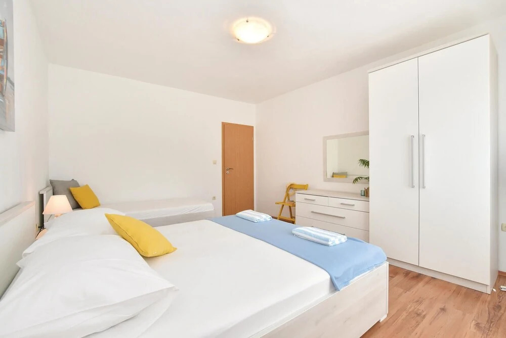 Two-Bedroom Holiday Home In Zastrazisce