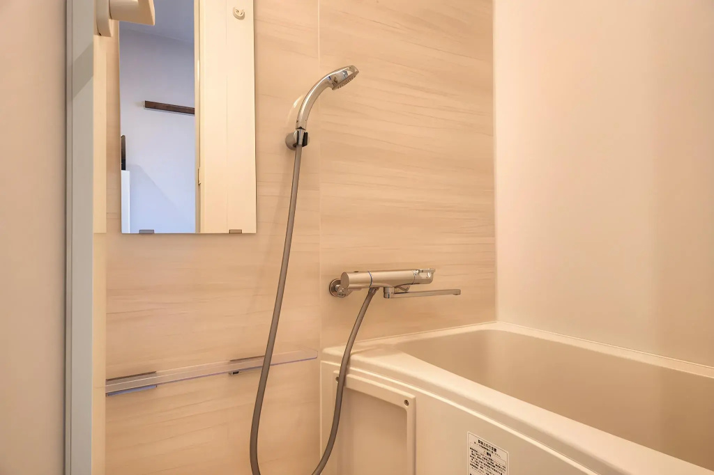 New Normal Hotel in MATSUYAMA ニューノーマルホテルイン松山