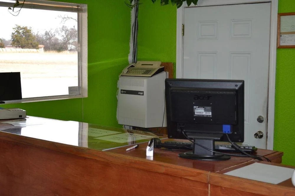 Budget Inn & Suites