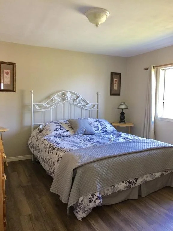 Alma Shore Lane Suites & Cottages